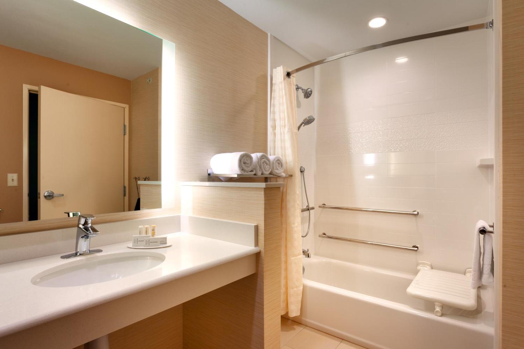 Fairfield Inn & Suites By Marriott Salt Lake City Мидвейл Экстерьер фото