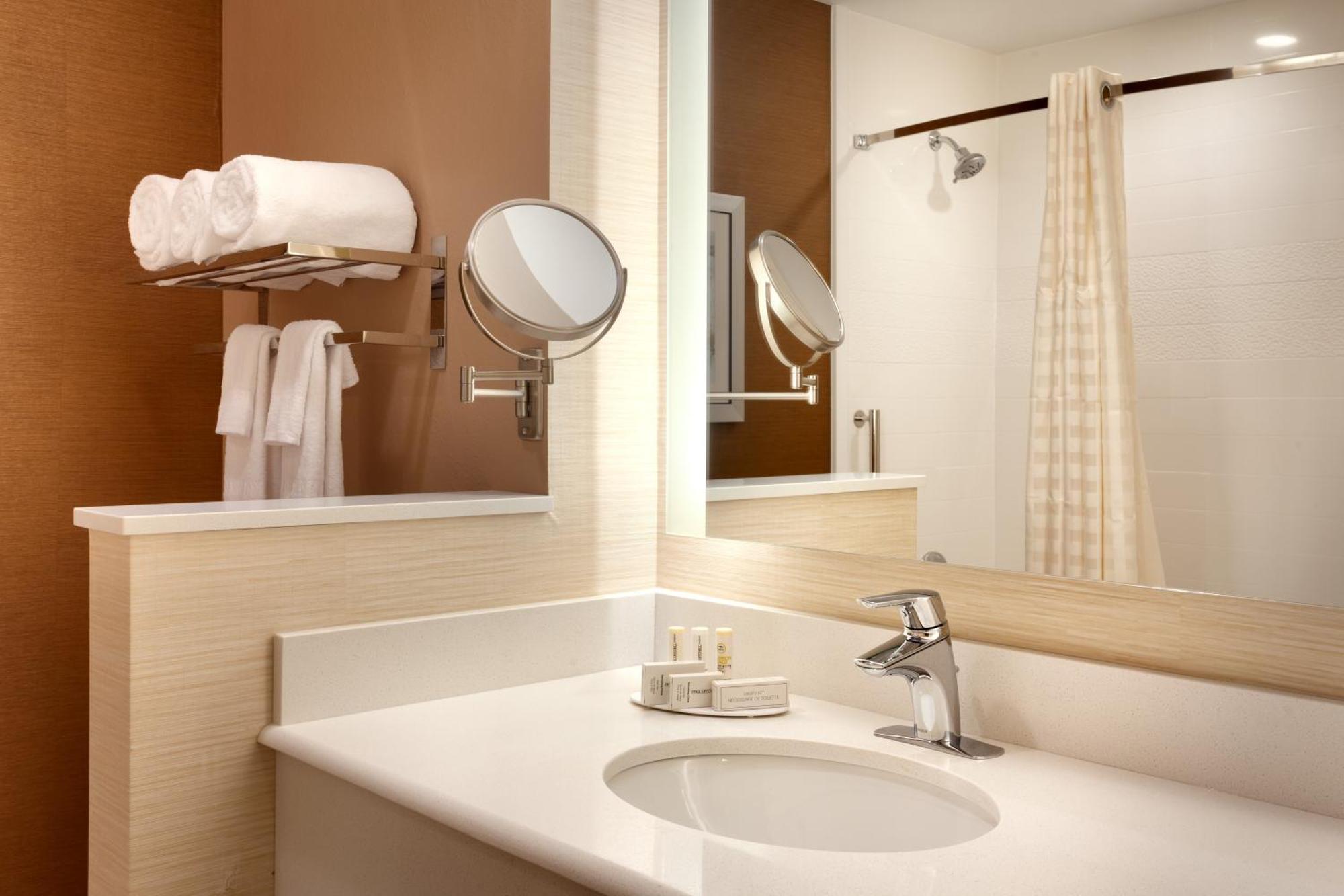 Fairfield Inn & Suites By Marriott Salt Lake City Мидвейл Экстерьер фото
