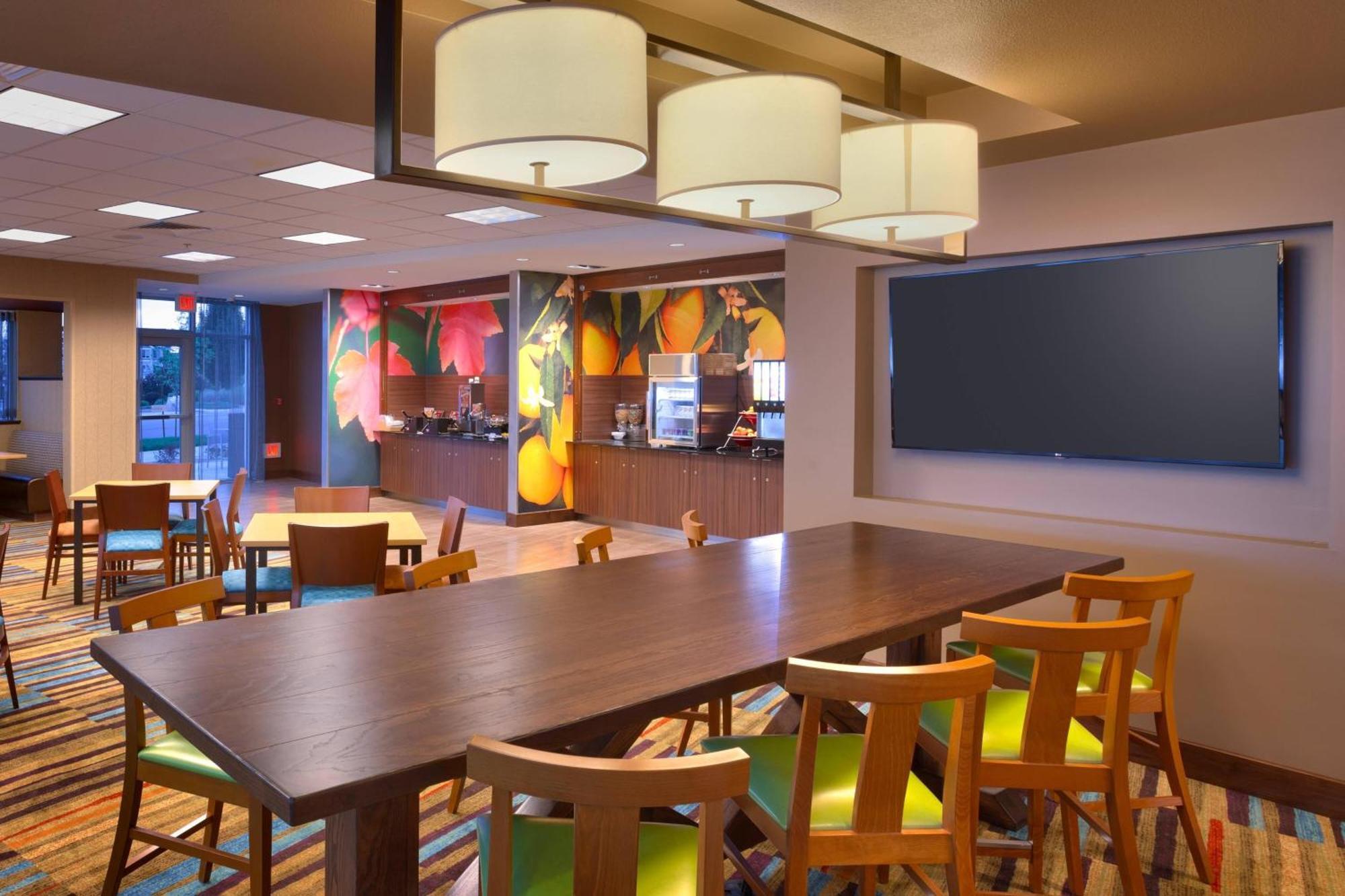 Fairfield Inn & Suites By Marriott Salt Lake City Мидвейл Экстерьер фото